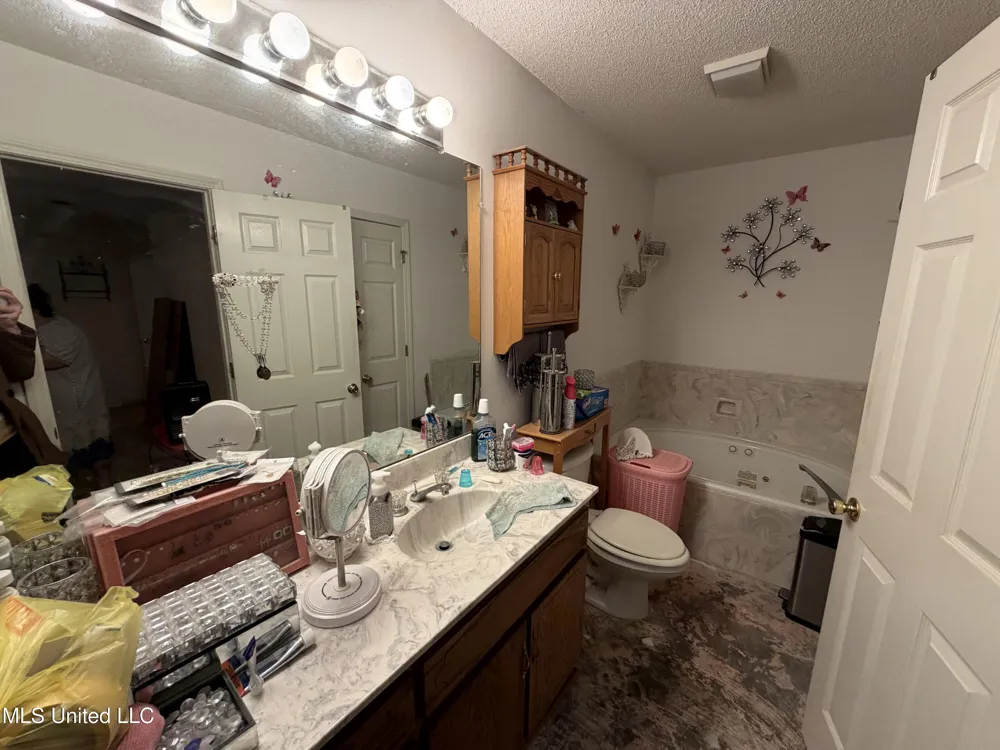 27101 Highway 53 Saucier, MS 39574