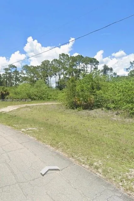 3025 E BRIARWOOD CIR La Belle, FL 33935
