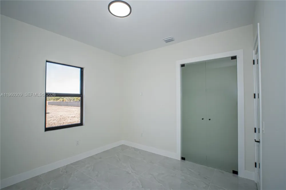2903 17th St Lehigh Acres, FL 33972
