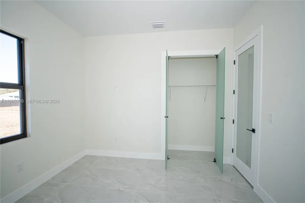 2903 17th St Lehigh Acres, FL 33972
