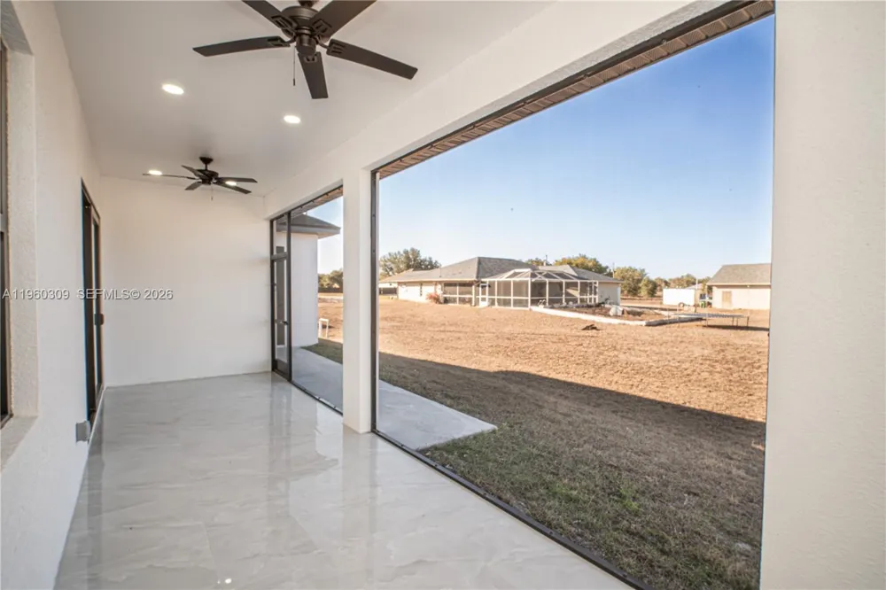 2903 17th St Lehigh Acres, FL 33972
