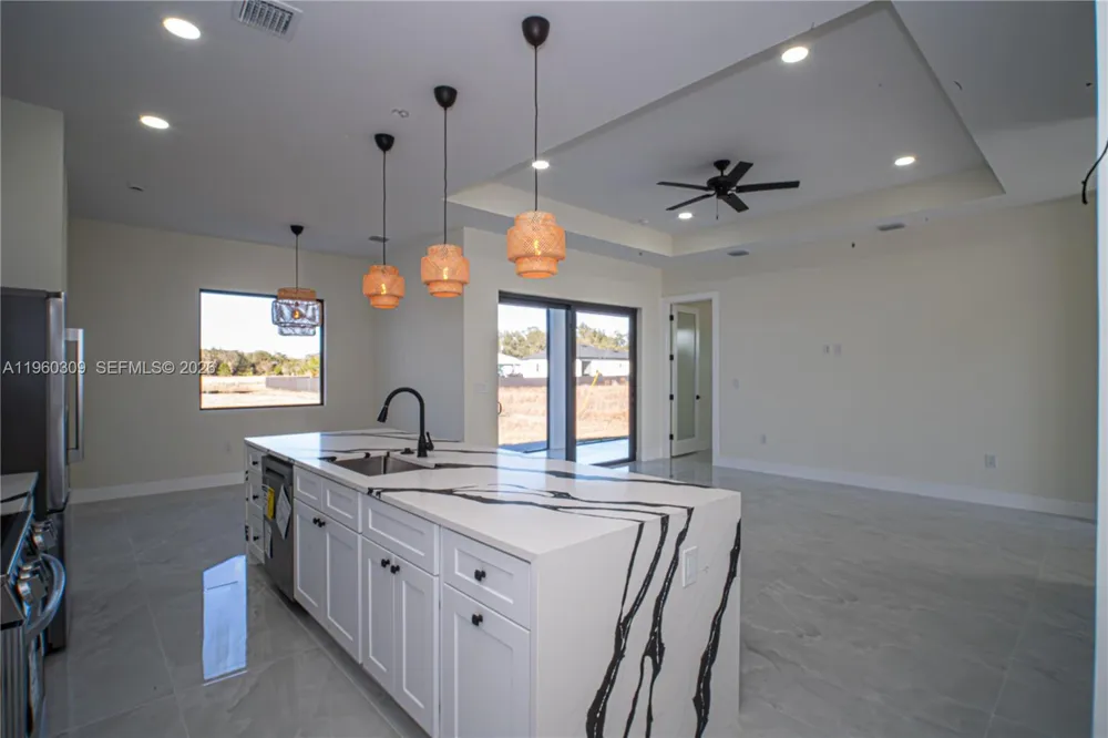 2903 17th St Lehigh Acres, FL 33972