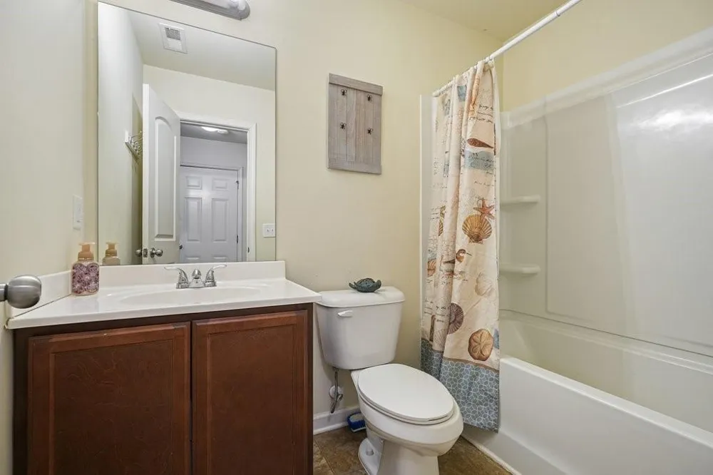 18 Oxford Lane Kingston, GA 30145