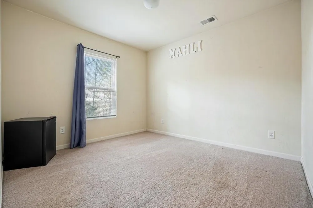 18 Oxford Lane Kingston, GA 30145