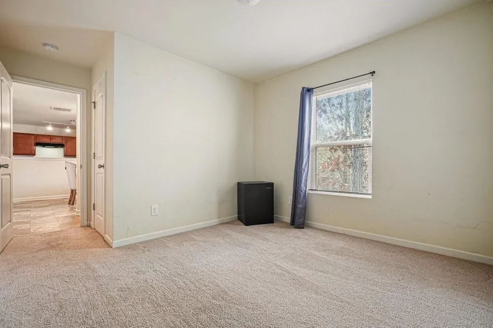 18 Oxford Lane Kingston, GA 30145