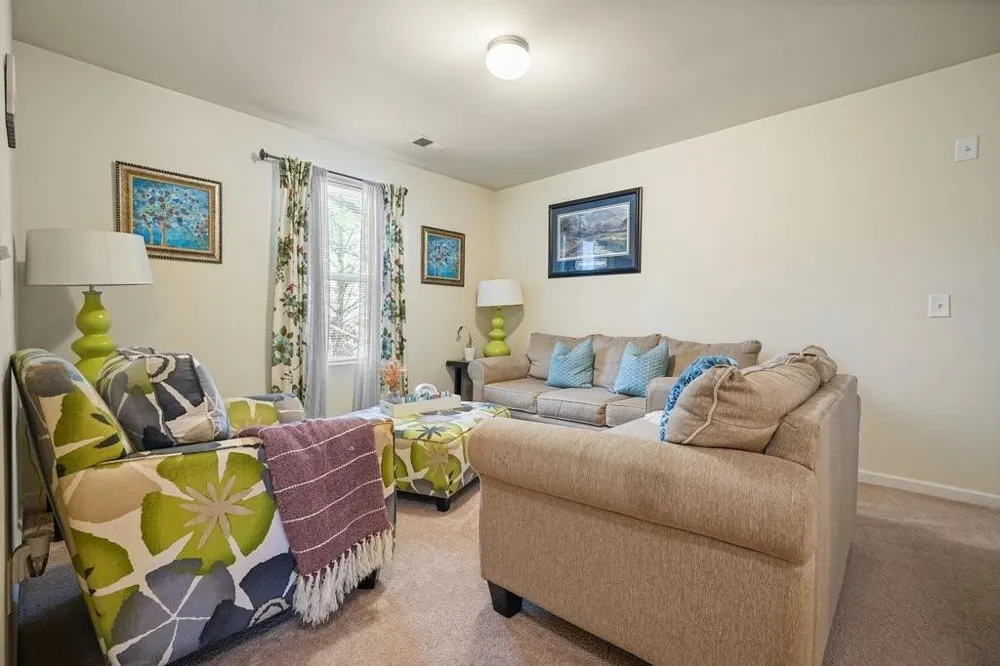 18 Oxford Lane Kingston, GA 30145