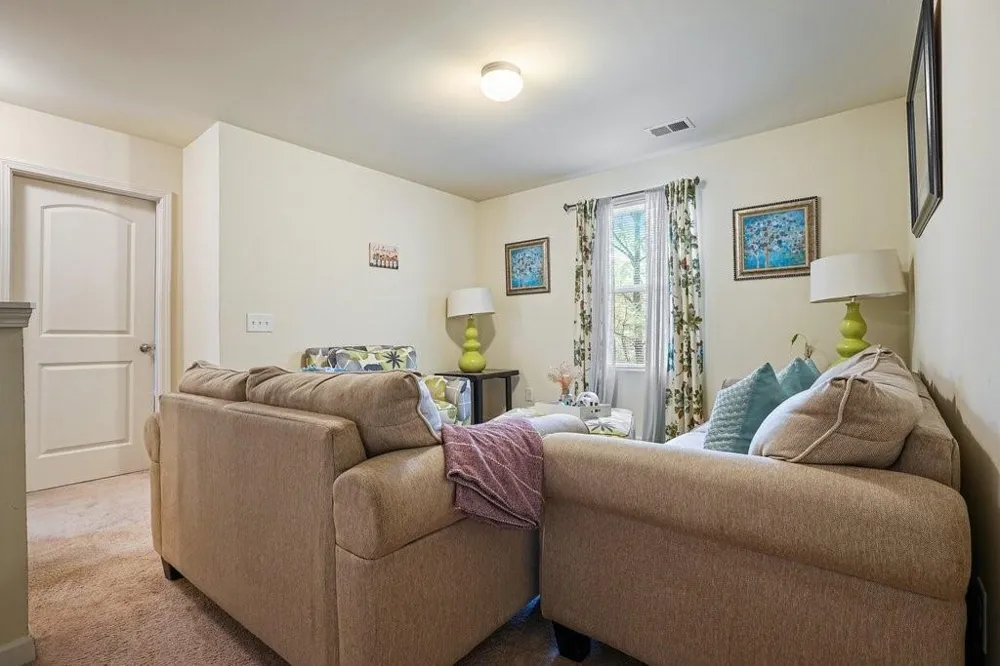 18 Oxford Lane Kingston, GA 30145