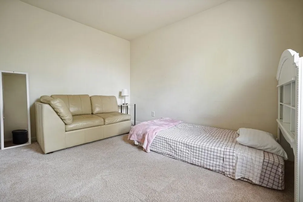 18 Oxford Lane Kingston, GA 30145