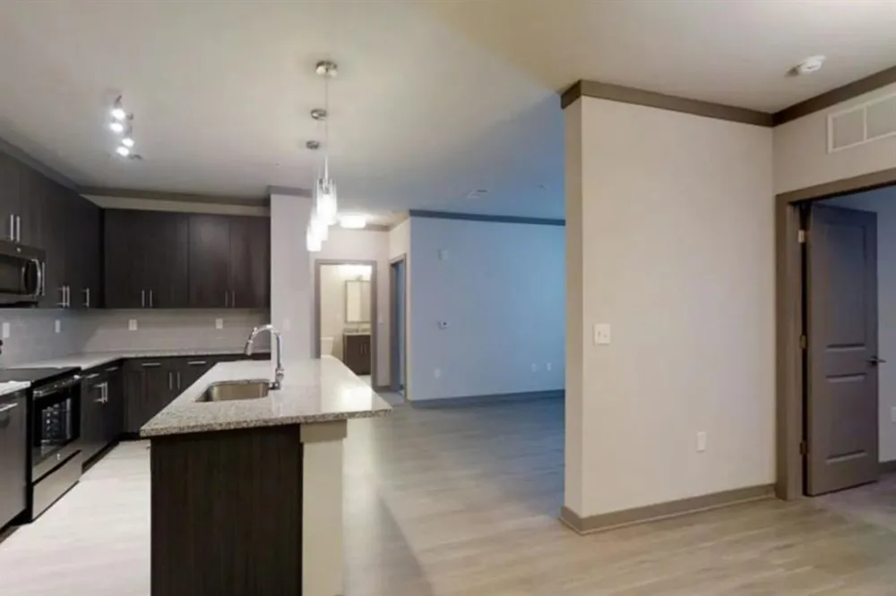 185 Cliftwood Drive NE #411 Sandy Springs, GA 30328
