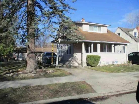 19355 Brady Redford, MI 48240