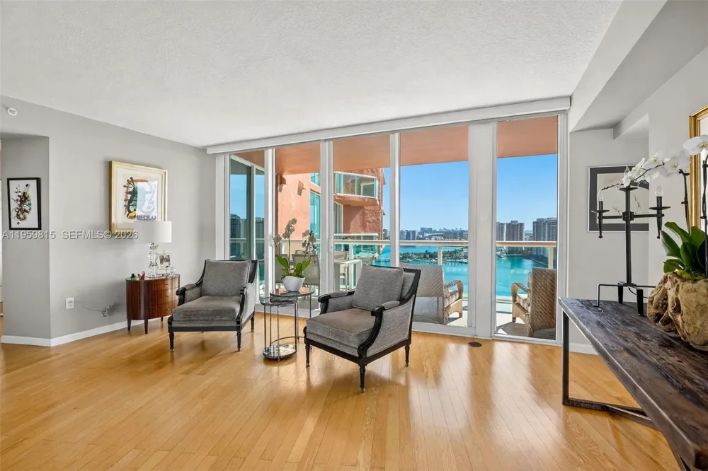 3370 Hidden Bay Dr #2715 Aventura, FL 33180