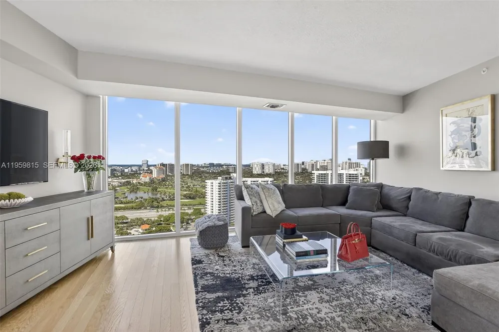 3370 Hidden Bay Dr #2715 Aventura, FL 33180