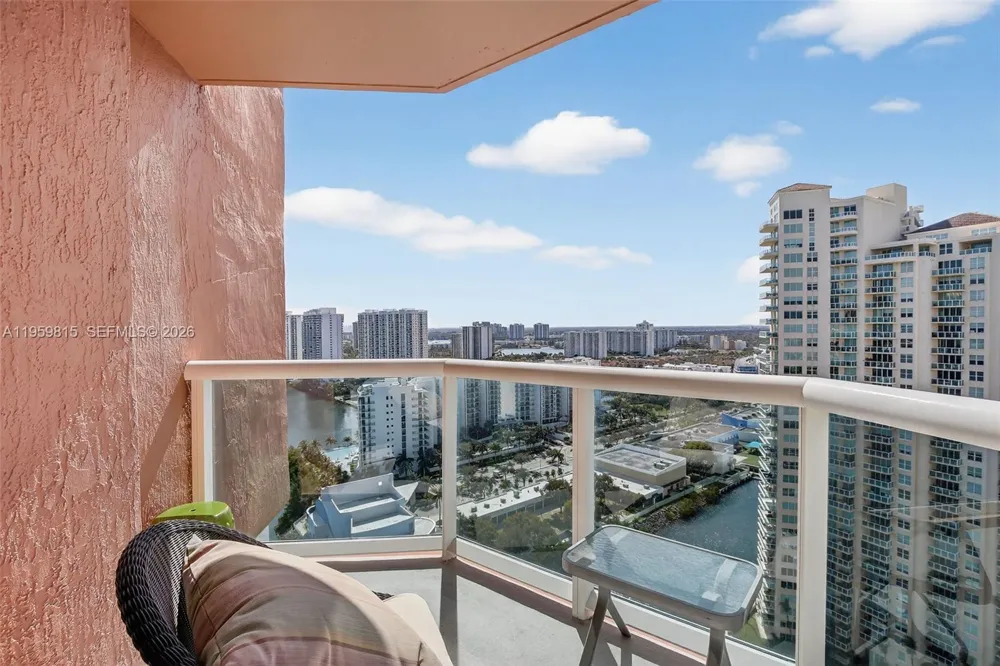 3370 Hidden Bay Dr #2715 Aventura, FL 33180