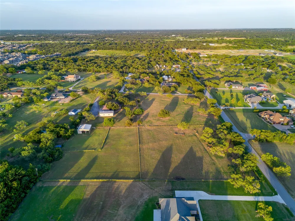 570 W County Road 714 Burleson, TX 76028