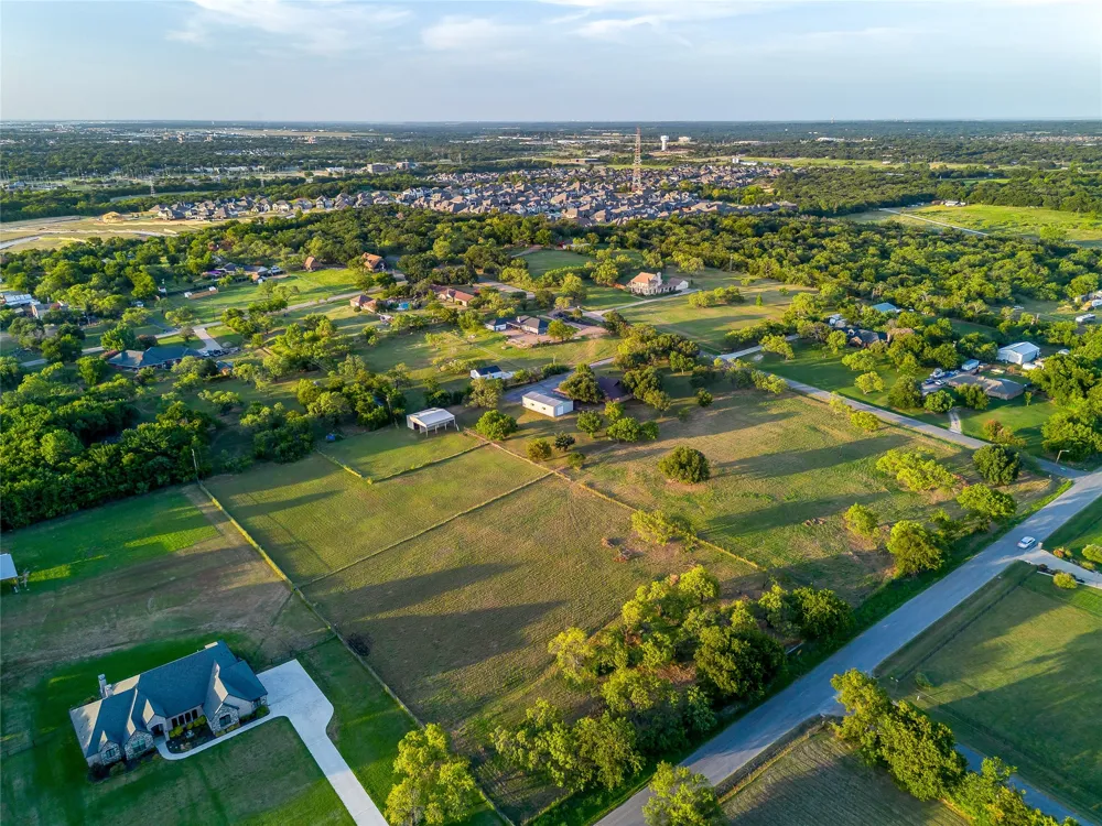 570 W County Road 714 Burleson, TX 76028