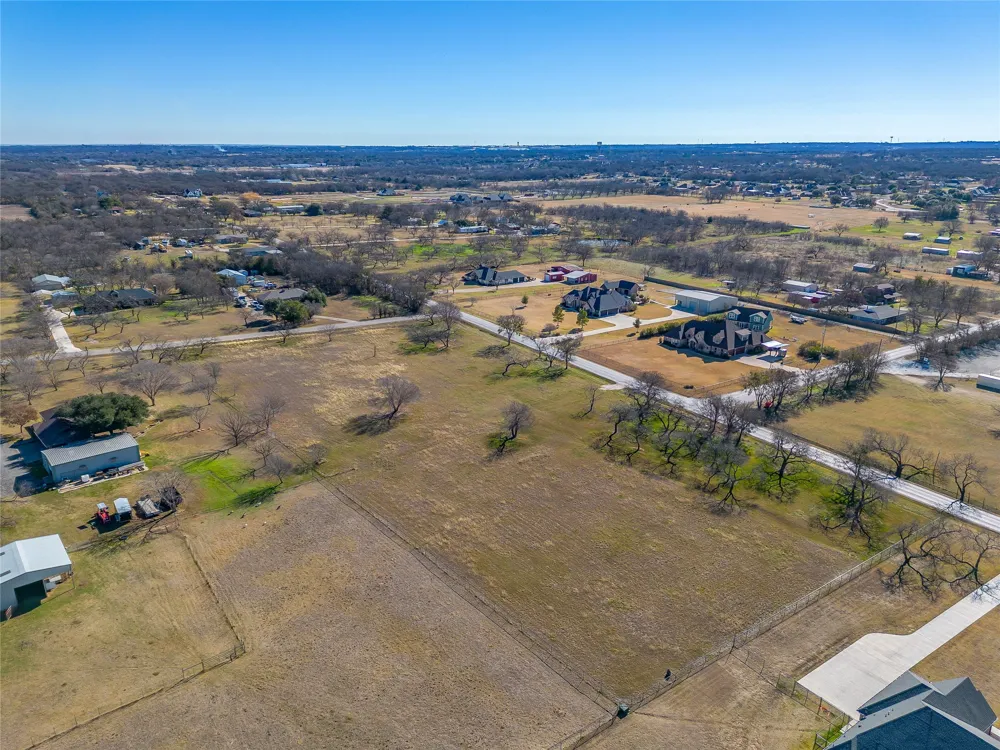 570 W County Road 714 Burleson, TX 76028