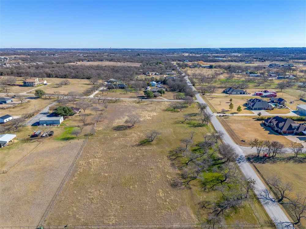 570 W County Road 714 Burleson, TX 76028