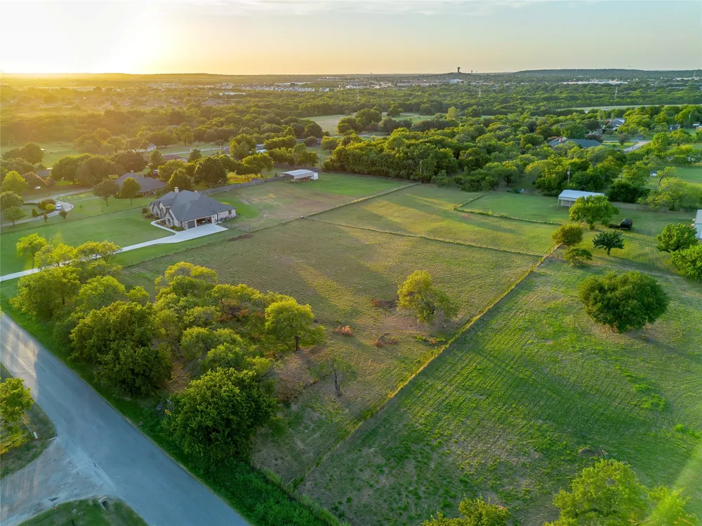 570 W County Road 714 Burleson, TX 76028