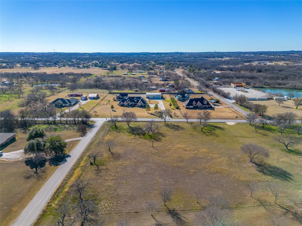 570 W County Road 714 Burleson, TX 76028