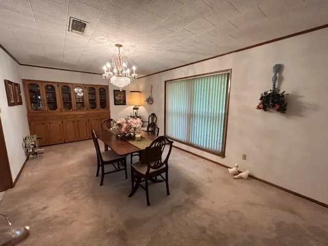 102 E Crockett Street De Kalb, TX 75559
