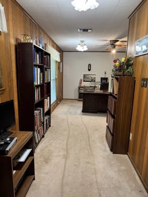 102 E Crockett Street De Kalb, TX 75559
