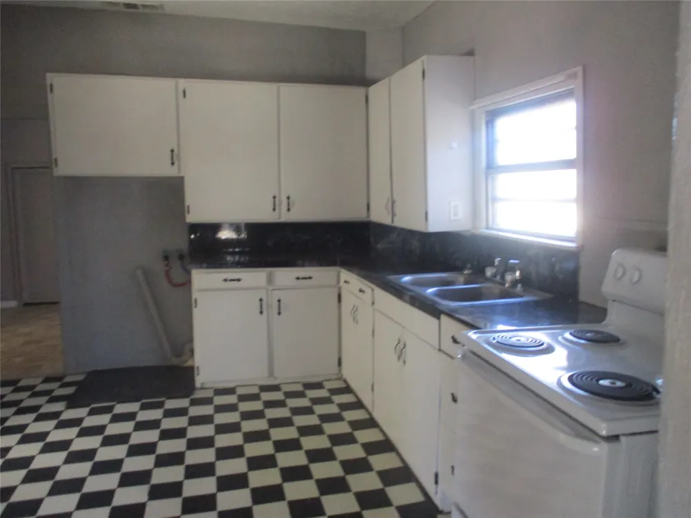 406 Daugherty Eastland, TX 76448