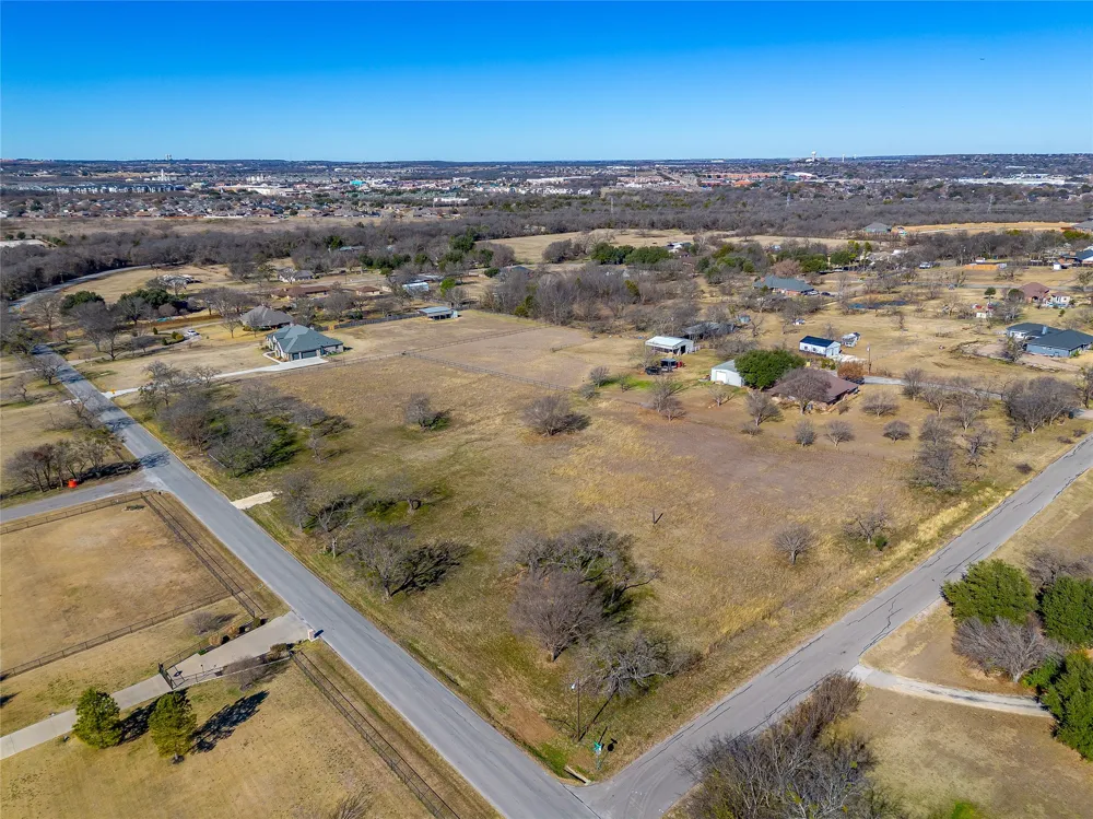 510 W County Road 714 Burleson, TX 76028