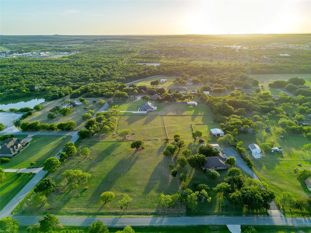 510 W County Road 714 Burleson, TX 76028