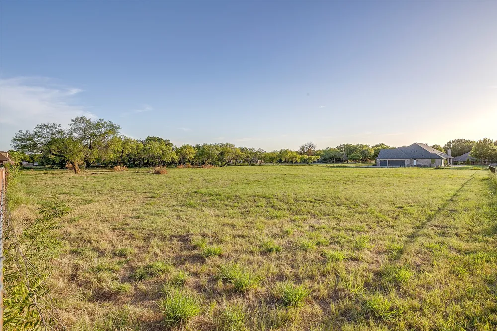 510 W County Road 714 Burleson, TX 76028