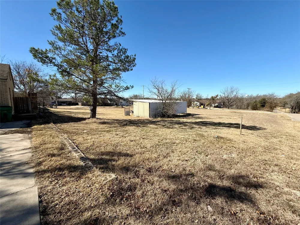 720 E Leslie Street Hamilton, TX 76531