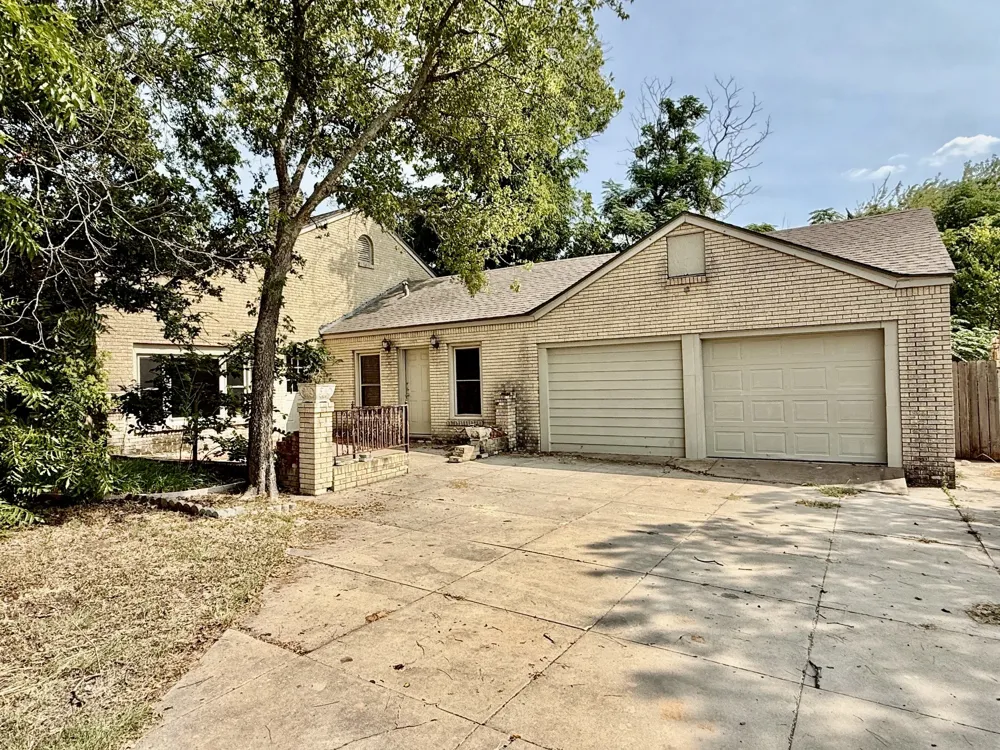 720 E Leslie Street Hamilton, TX 76531