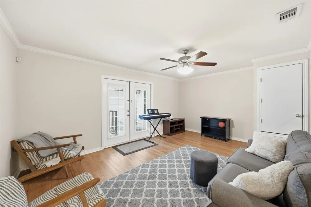 600 Bagby Avenue #7D Waco, TX 76706
