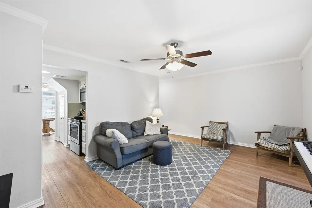 600 Bagby Avenue #7D Waco, TX 76706