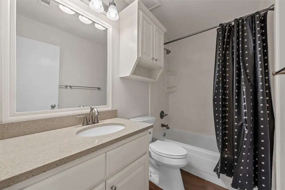 600 Bagby Avenue #7D Waco, TX 76706