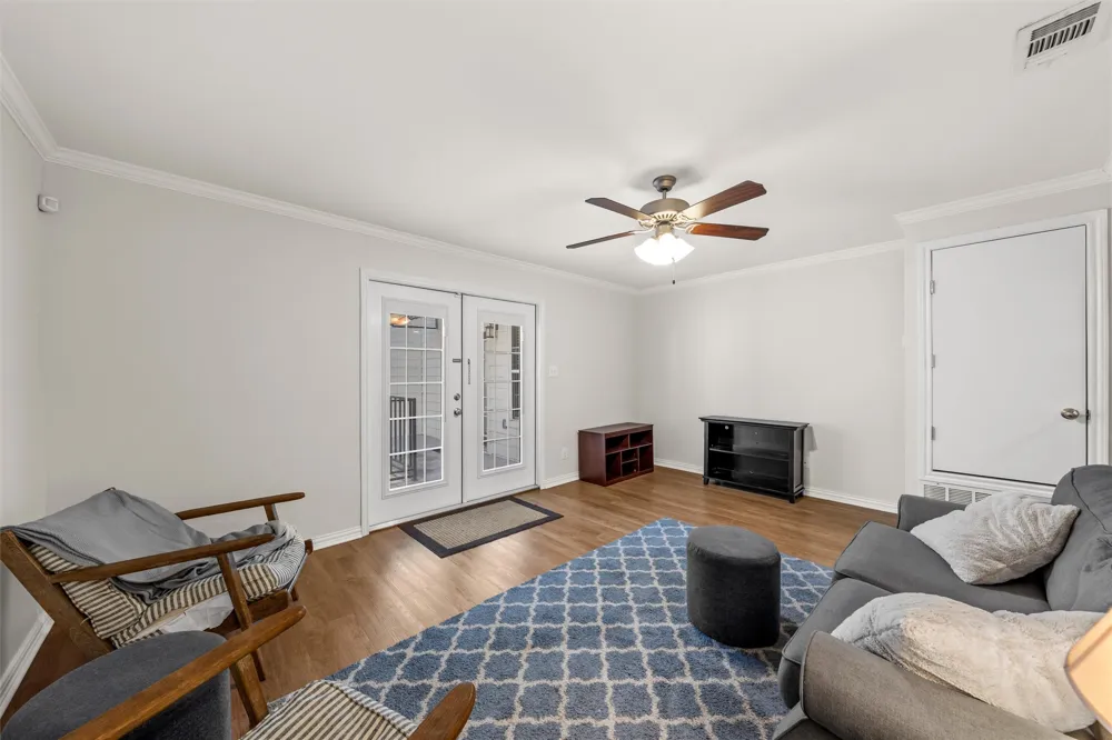 600 Bagby Avenue #7D Waco, TX 76706