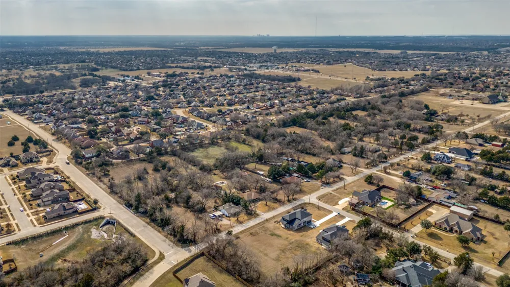 1000 Silver Creek Drive DeSoto, TX 75115