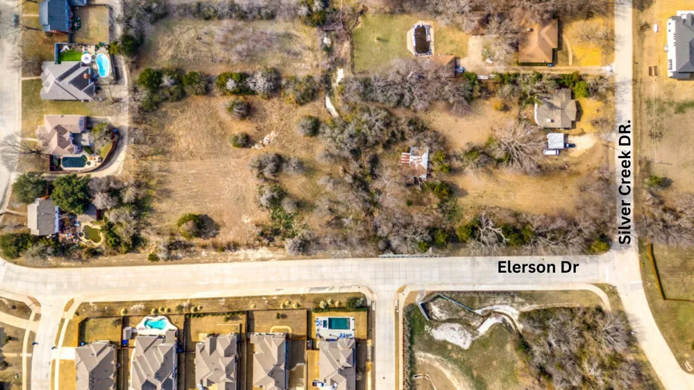 1000 Silver Creek Drive DeSoto, TX 75115