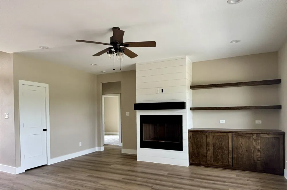 1026 CR 1610 Lone Oak, TX 75453