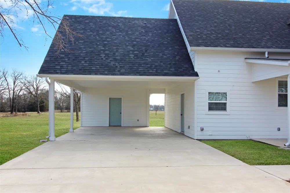 7817 County Road 4076 Scurry, TX 75158