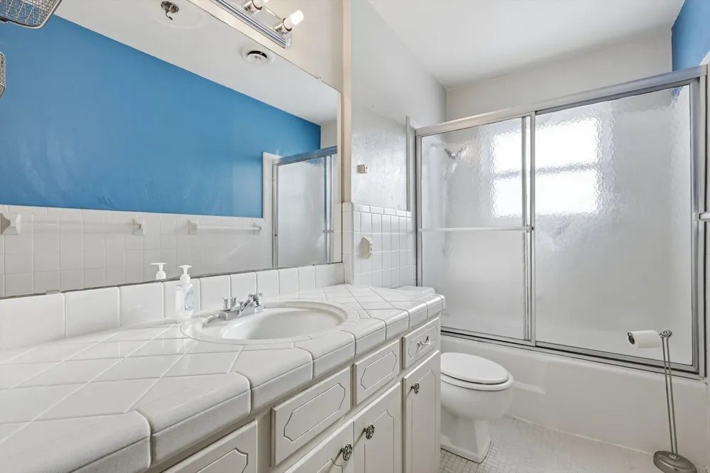 107 7th Street Krum, TX 76249