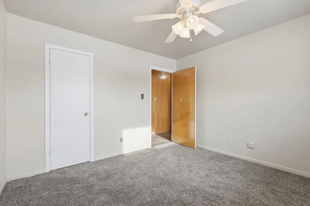 107 7th Street Krum, TX 76249