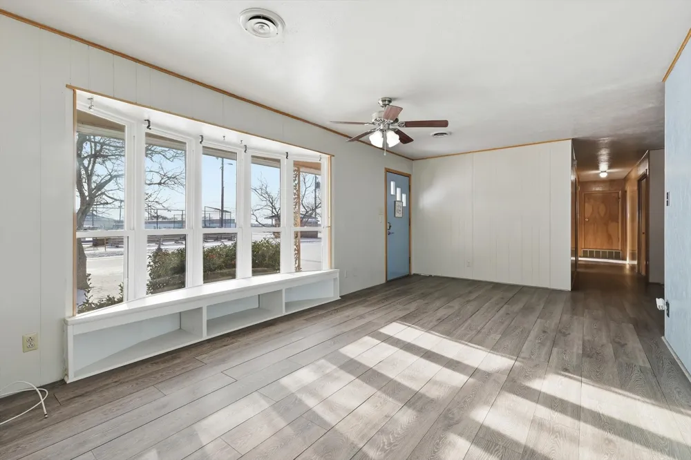 107 7th Street Krum, TX 76249