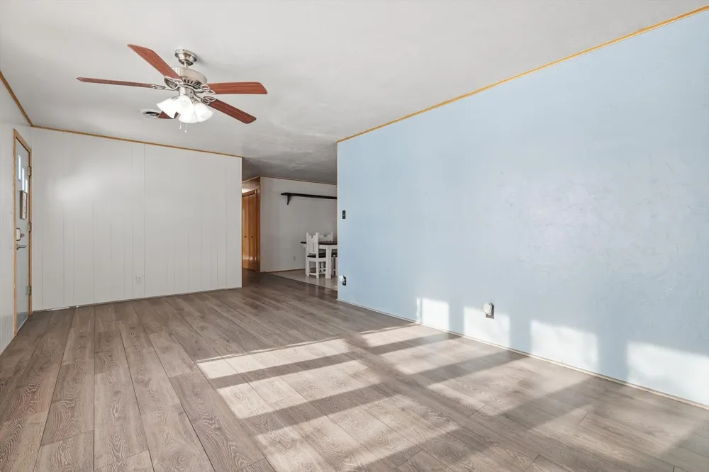 107 7th Street Krum, TX 76249