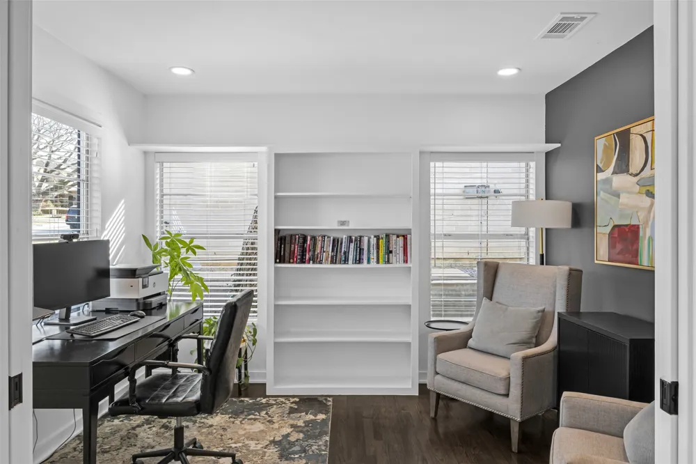 8723 Glencrest Lane Dallas, TX 75209