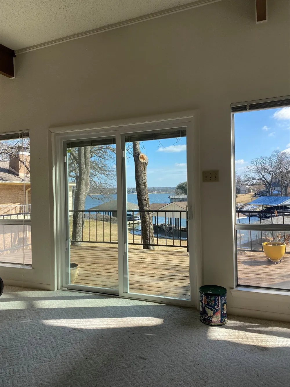 207 Kiowa Drive W Lake Kiowa, TX 76240