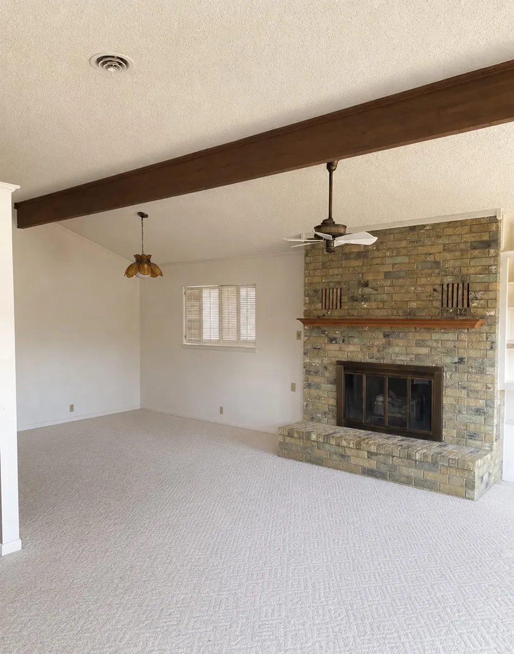 207 Kiowa Drive W Lake Kiowa, TX 76240