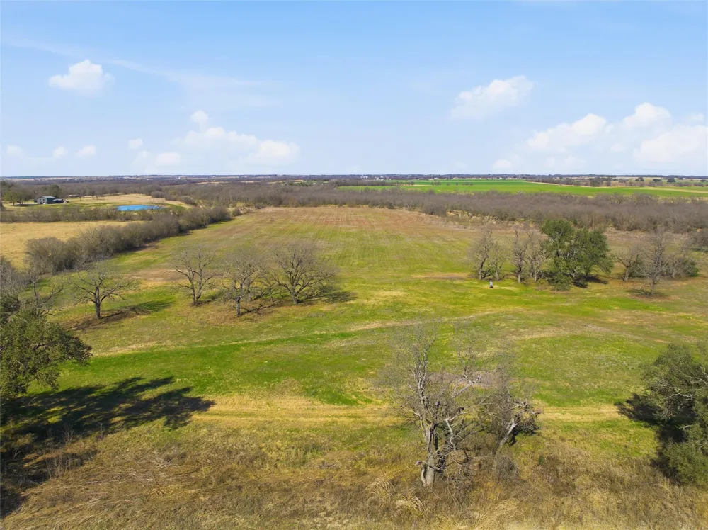 2375 FM 935 Chilton, TX 76632