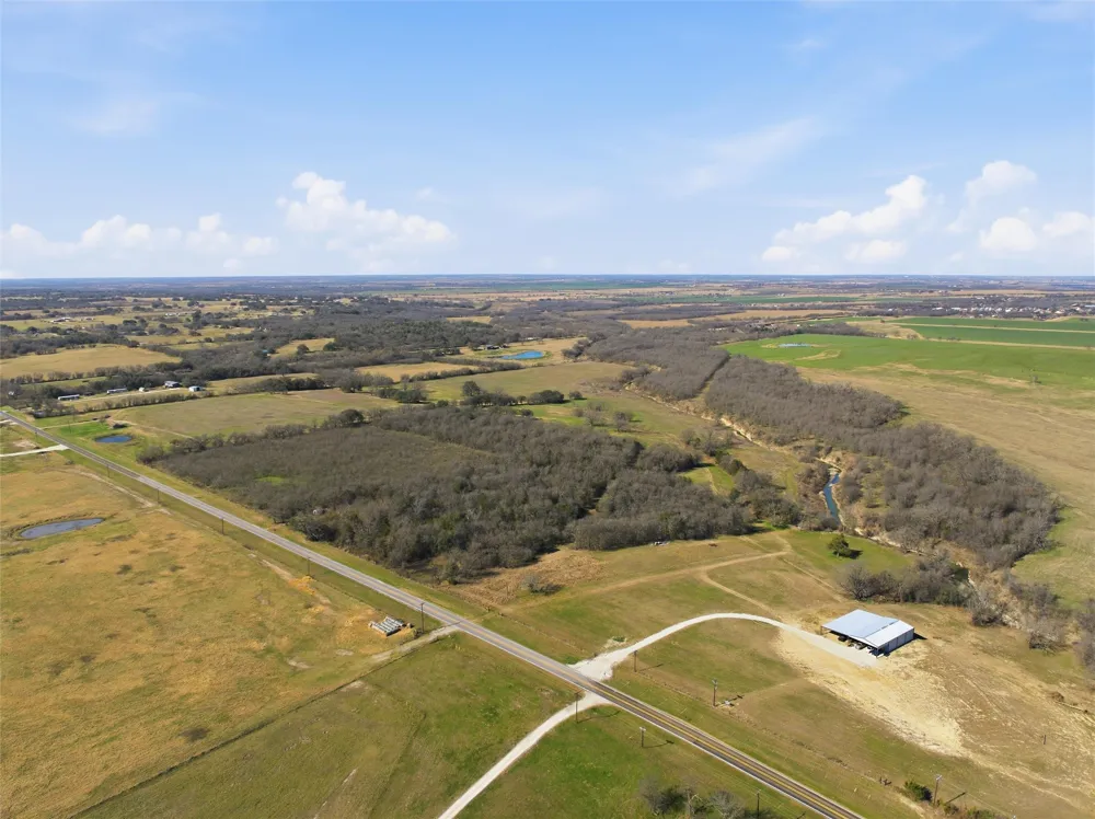 2375 FM 935 Chilton, TX 76632