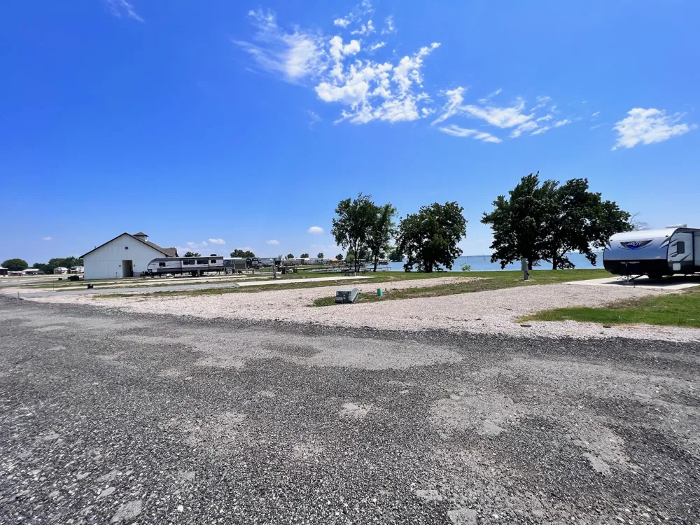 Peninsula Road Kerens, TX 75144