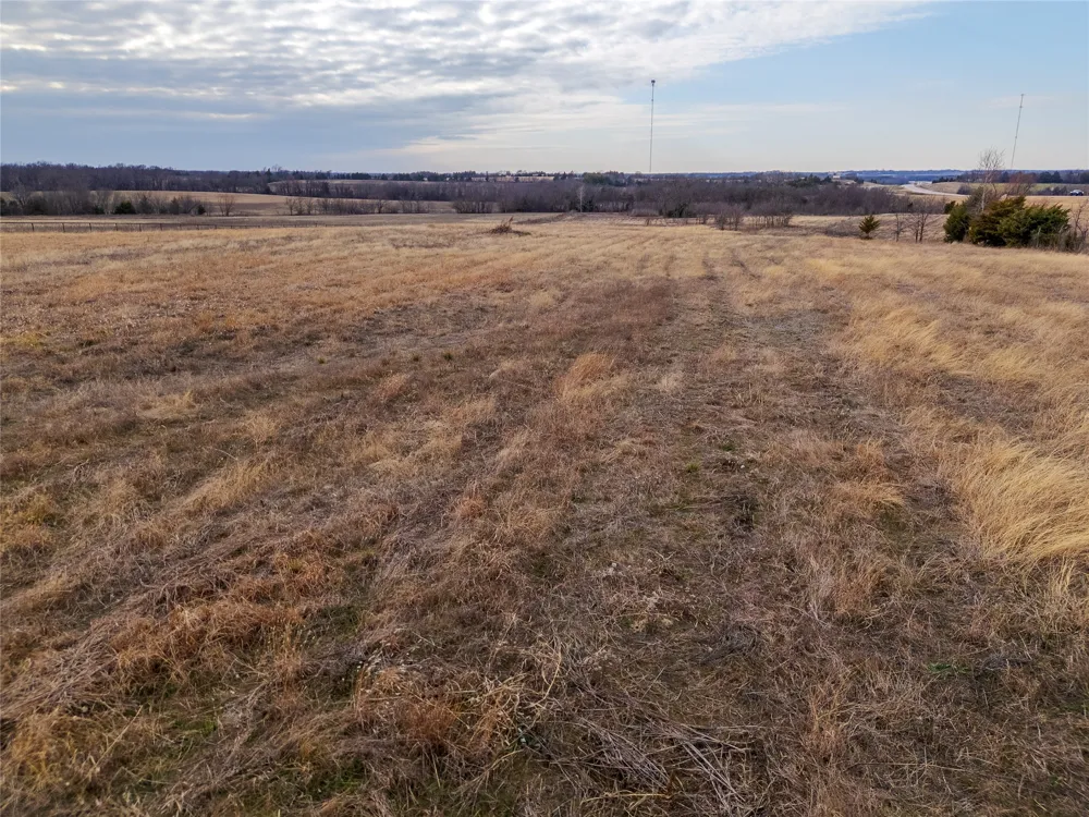 18528 E Fm-1396 Windom, TX 75492